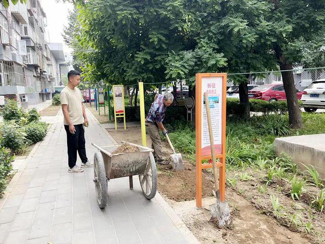 这社区便民晾衣杆让居民省心省力→凯发携手马竞赛事晾晒有去处顺义(图7)